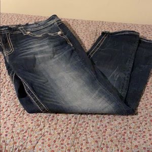 Miss Me jeans Like New 32x31 skinny easy fit